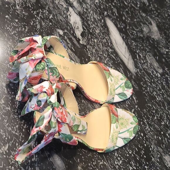 BRAND NEW NINE WEST KOBS ANKLE BOWNOT TIE SANDAL (WOMEN) - Picture 5 of 16